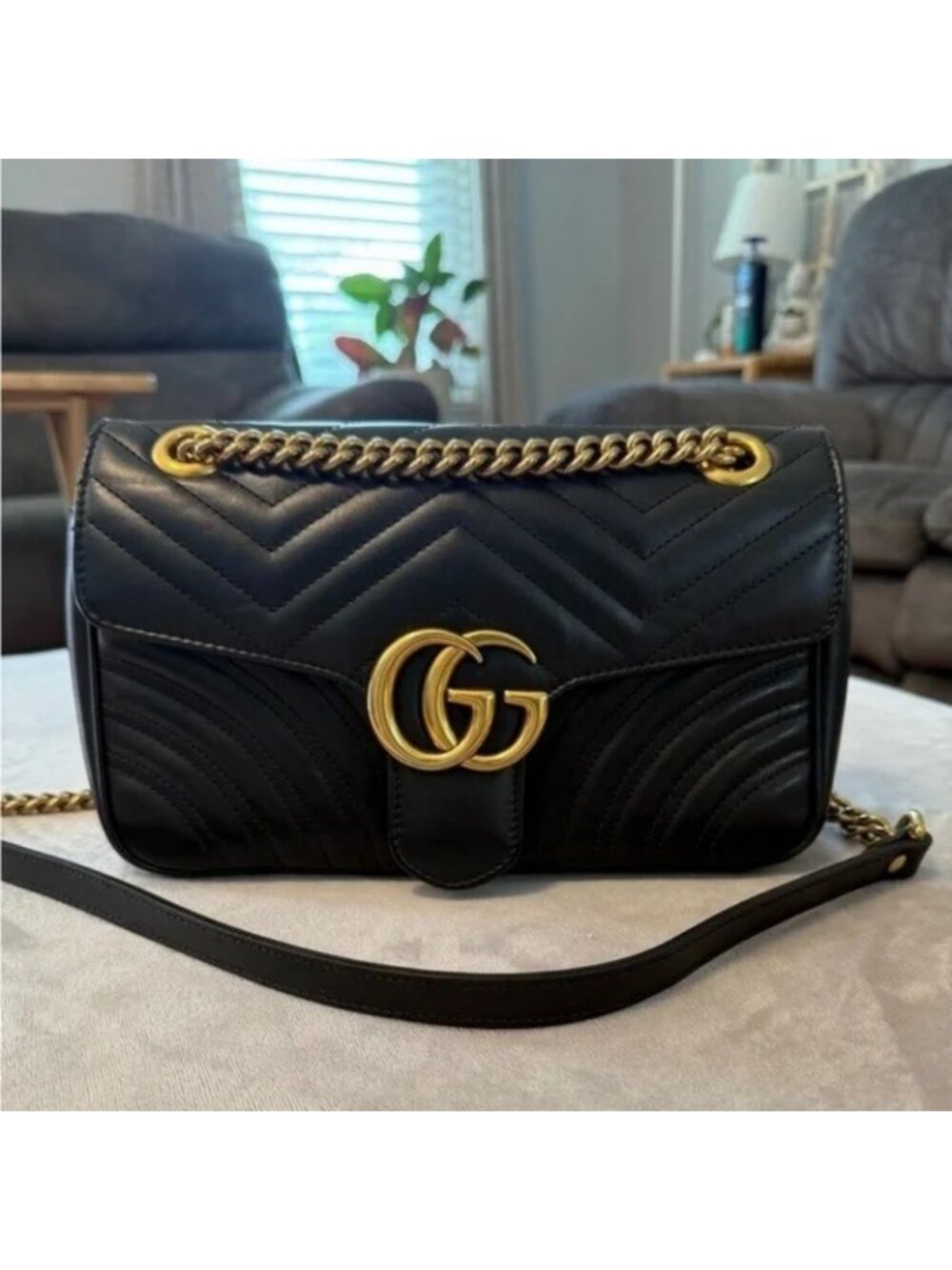 GUCCI Black Leather GG Marmont Shoulder Bag✨